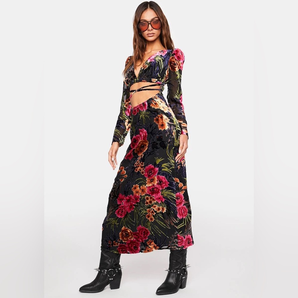 NWT WeWoreWhat Cut Out Velvet Dress